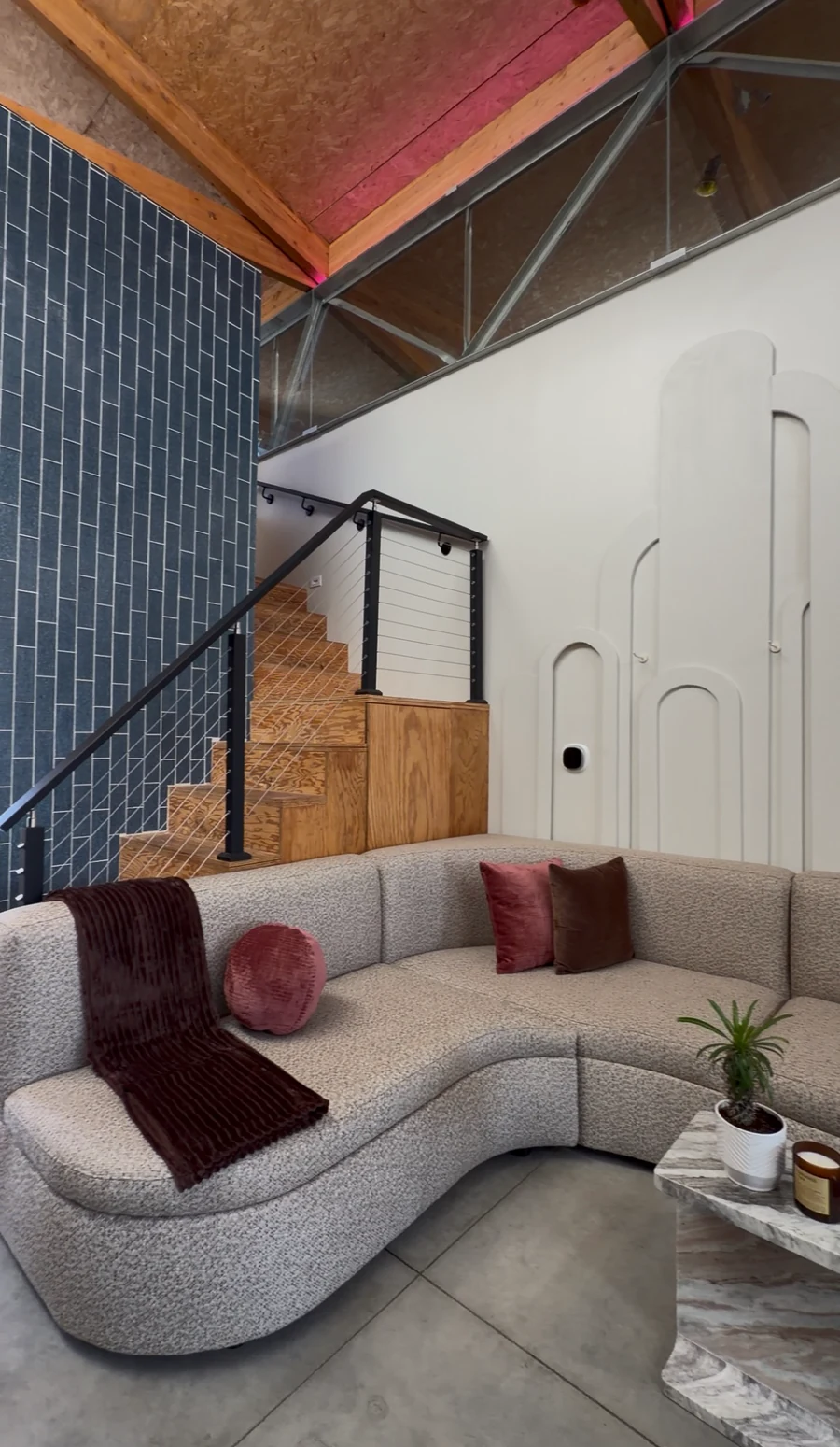 Enforma lounge, used as a custom video cover